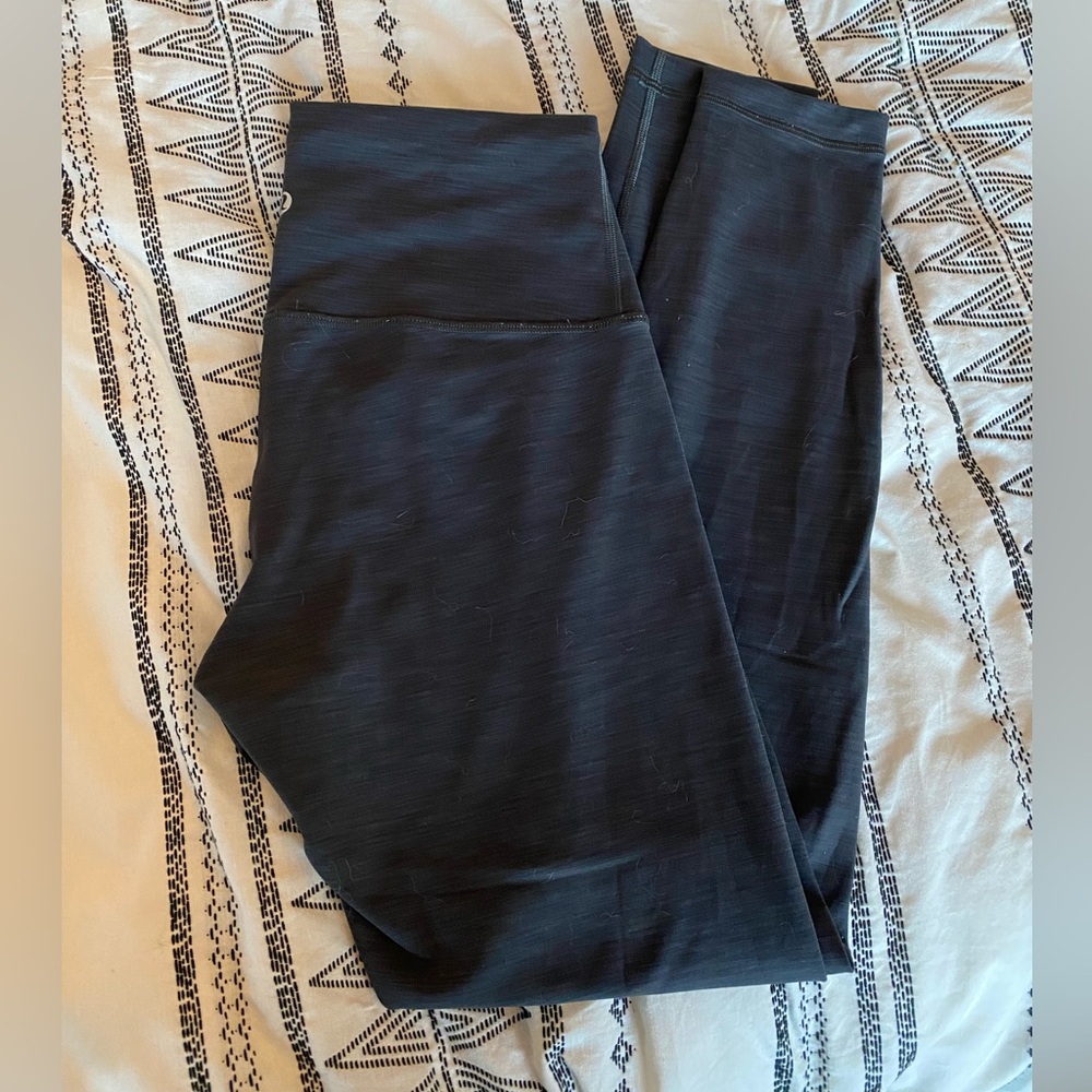 Lululemon Wunder Train 25” Size 6